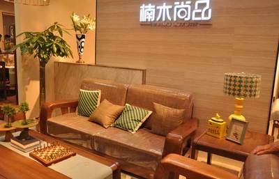 實木家具唱主角 混搭跨界玩轉天津家具展